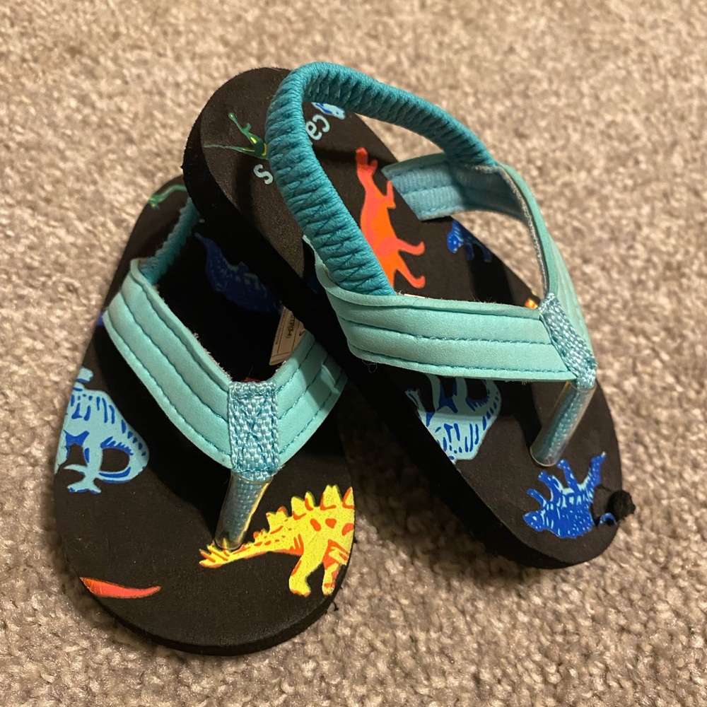 Carter’s sandals